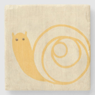 Gele slak op de achtergrond van Cream Stenen Onderzetter