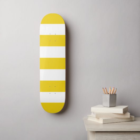 Gele strepen, witte strepen, gestreept patroon skateboard (Muurkunst)