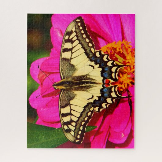 Gele Swallowtail Butterfly op roze ventiel Legpuzzel (Verticaal)
