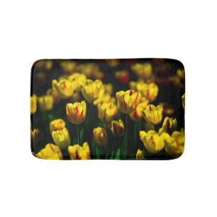 Gele tulpbloemen badmat