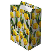 Gele tulpen medium cadeauzakje (Achterkant Gekanteld)