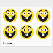 Gele twee voorste tanden gezicht ronde sticker (Vel)