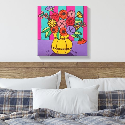 Gele Vaas Uitgerekt Canvas Print (Insitu (Slaapkamer))