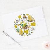 Gele veer ronde sticker (Envelop)