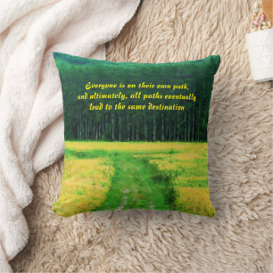Gele veld op het pad Inspirerende quote Kussen