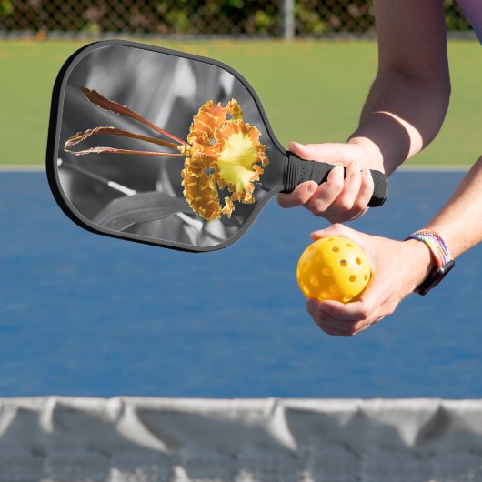 Gele vlinder orchidee bloem pickleball paddle (Insitu)