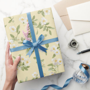 Gele Witte Bloemen Verjaardag Cadeaupapier