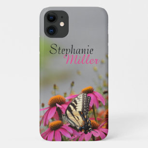 Gele zandstaartvlinder op roze bloemen iPhone 11 hoesje
