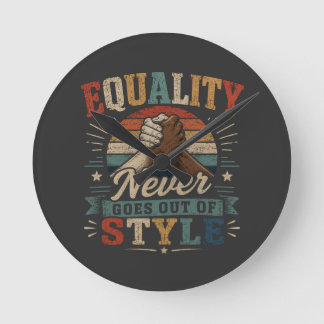 Gelijkheid gaat nooit uit de mode Vintage Pride Eq Ronde Klok