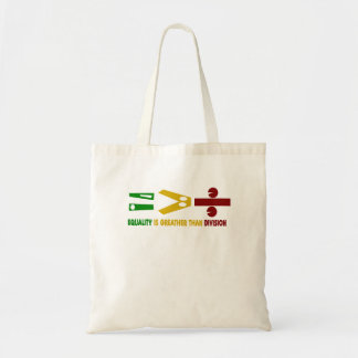 gelijkheid is groter dan verdeeldheid tote bag