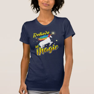 Geloof in de Schattigee eenhoorn T-shirt