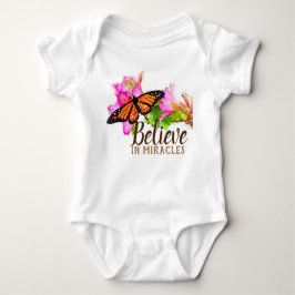 Geloof in Miracles Monarch Butterfly en Orchid Romper