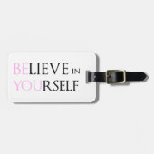 Geloof in uzelf - wees u gemotiveerd om te citeren bagagelabel (Voorkant horizontaal)
