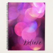 "Geloof" Zwart script, Paarse Sparkles Journal Planner (Voorkant)