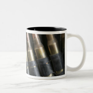 Geloofde kogels voor een M-249-kraampautomatische Tweekleurige Koffiemok