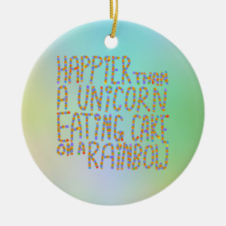 Geluk dan een eenhoorntje op een regenboog. keramisch ornament