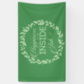 Geluk is een inside job Green Wreate Spandoek (Verticaal)