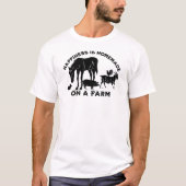 Geluk zit op een Boerderij T-shirt (Voorkant)