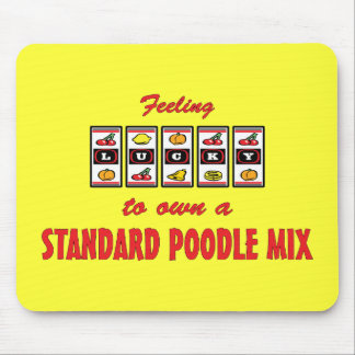 Gelukkig beschikt u over een standaard poodle Mix  Muismat