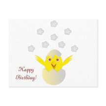 Gelukkig kuiken in een ei