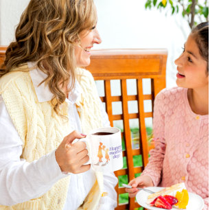 Gelukkig Moederdag mok, dochter geeft haar mama bl Tweekleurige Koffiemok