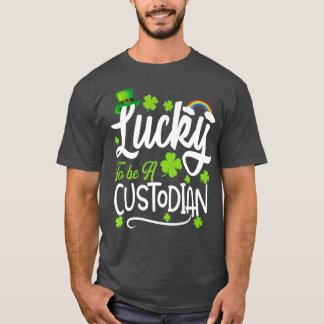 Gelukkig om een bewaarder grappig St Patrick Day T-shirt