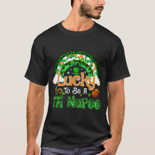Gelukkig om Va-verpleegster te zijn Shamrock Regen T-shirt