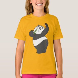 Gelukkig Panda die danst met bamboe kinderent-shir T-shirt