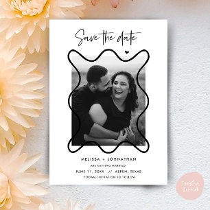 Gelukkig stel Sla de datum op weddingaankondiging Save The Date