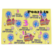 Gelukkige 3e Verjaardag Gift Bag #3 Lichtgeel Groot Cadeauzakje (Voorkant)