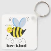 Gelukkige bijenprinses met kroon en slogan Bee Kin Sleutelhanger (Achterkant)