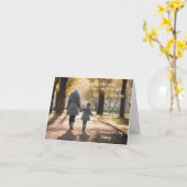 Gelukkige Grootouderdag Oma Walk in het Park Kaart (Gele Bloem)