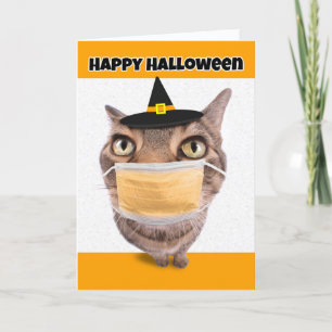 Gelukkige Halloween Tabby Cat in Coronavirus Gezic Feestdagen Kaart