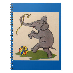 gelukkige olifant die met touw en bal speelt notitieboek