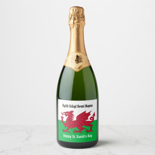 Gelukkige St. David's Day Rode Draak Welse vlag Sparkling Wijnetiket (Voorkant)