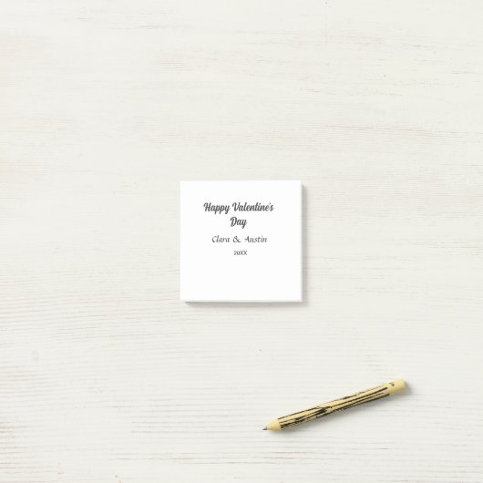 Gelukkige Valentijnsdag voeg naam datum toe eenvou Post-it® Notes (Op bureau)