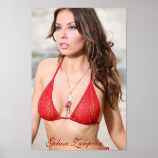 Gelusa Zaripova - Poster en maillot de bain rouge