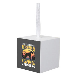 Gemakkelijk Afgeleid door Airedale Terrier Retro H Kubus Ornament