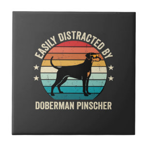 Gemakkelijk afgeleid door Doberman Pinscher Retro Tegeltje