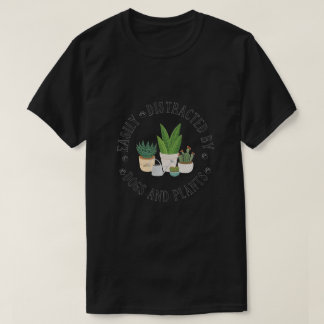 Gemakkelijk afgeleid door honden en Planten T-shirt