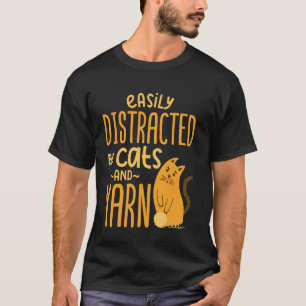 Gemakkelijk Afgeleid Door Katten en Garens Quilter T-shirt