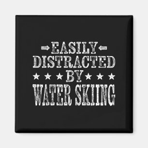 Gemakkelijk afgeleid door waterskiën - grappig wat magneet