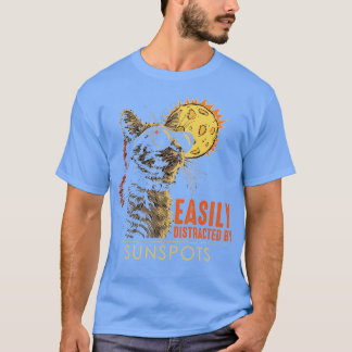 Gemakkelijk afgeleid door zonnevlekken t-shirt