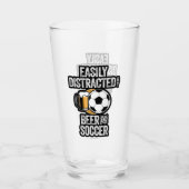 Gemakkelijk verstoord door Bier en Voetbal Glas (Voorkant)