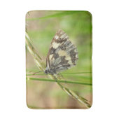 Gemarmerde witte vlinder op gras badmat (Voorkant Verticaal)