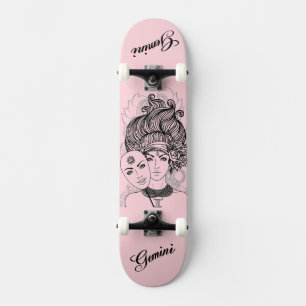 Gemaskerde Lady Gemini Zodiac Symbol en Sign Pink Skateboard