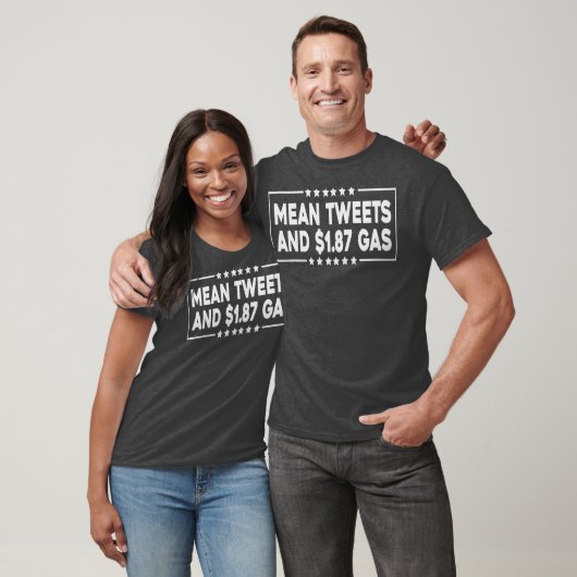 Gemiddelde Tweets en $1 87 gas T-shirt (Unisex)