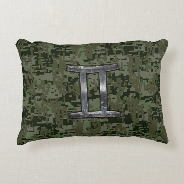 Gemini Zodiac Sign on Green Digital Camo Accent Kussen (Voorkant)