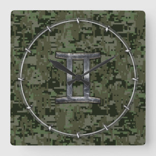 Gemini Zodiac Symbol op Green Digital Camouflage Vierkante Klok