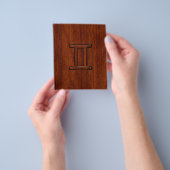 Gemini Zodiac Symbol op Mahogany als Decor Flyer (Hand)